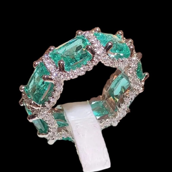 Green Pariba 925 Silver Eternity Ring - Picture 9 of 15